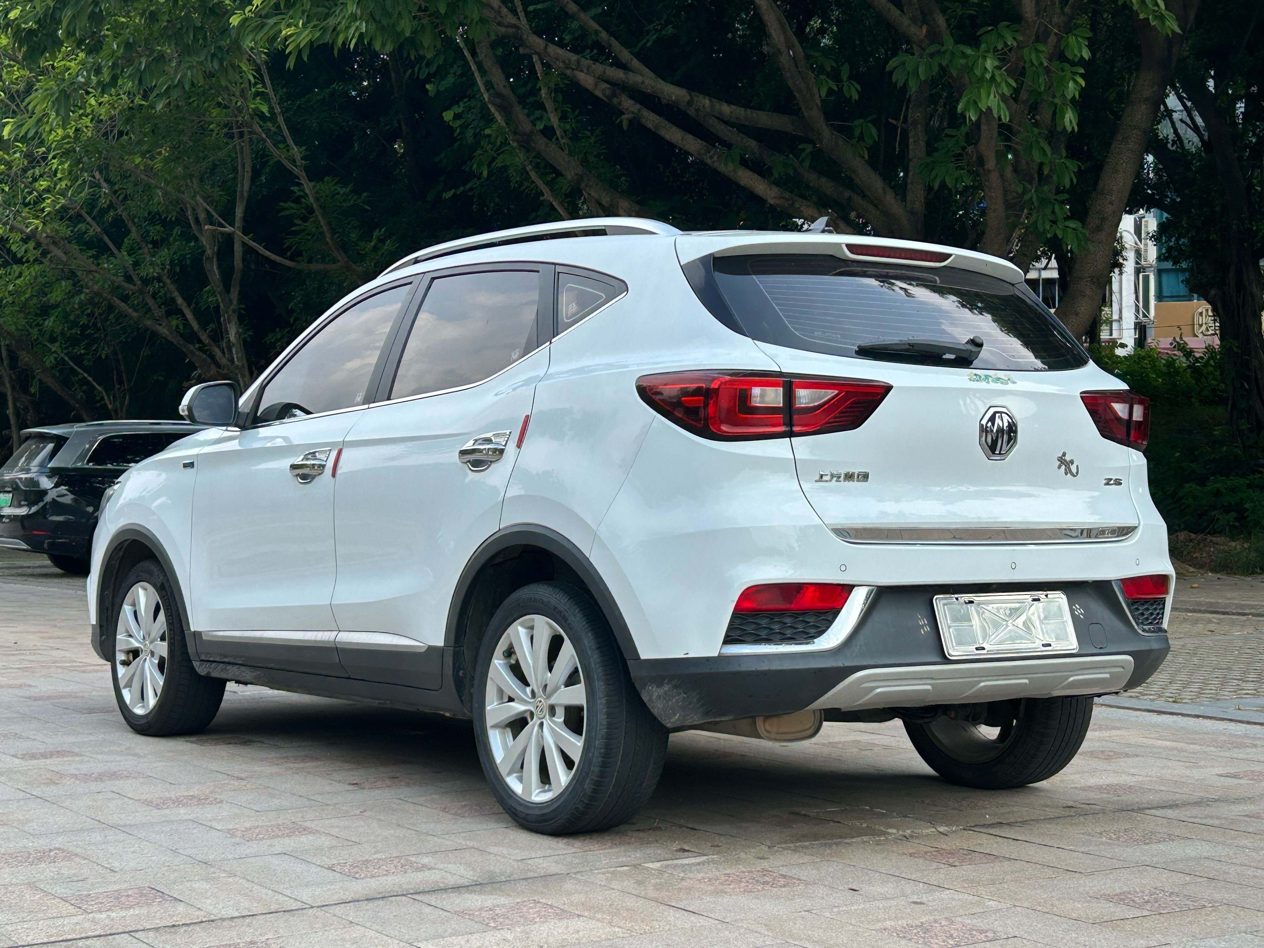 MG ZS 2017 #11 MG ZS 2017 car image #11
