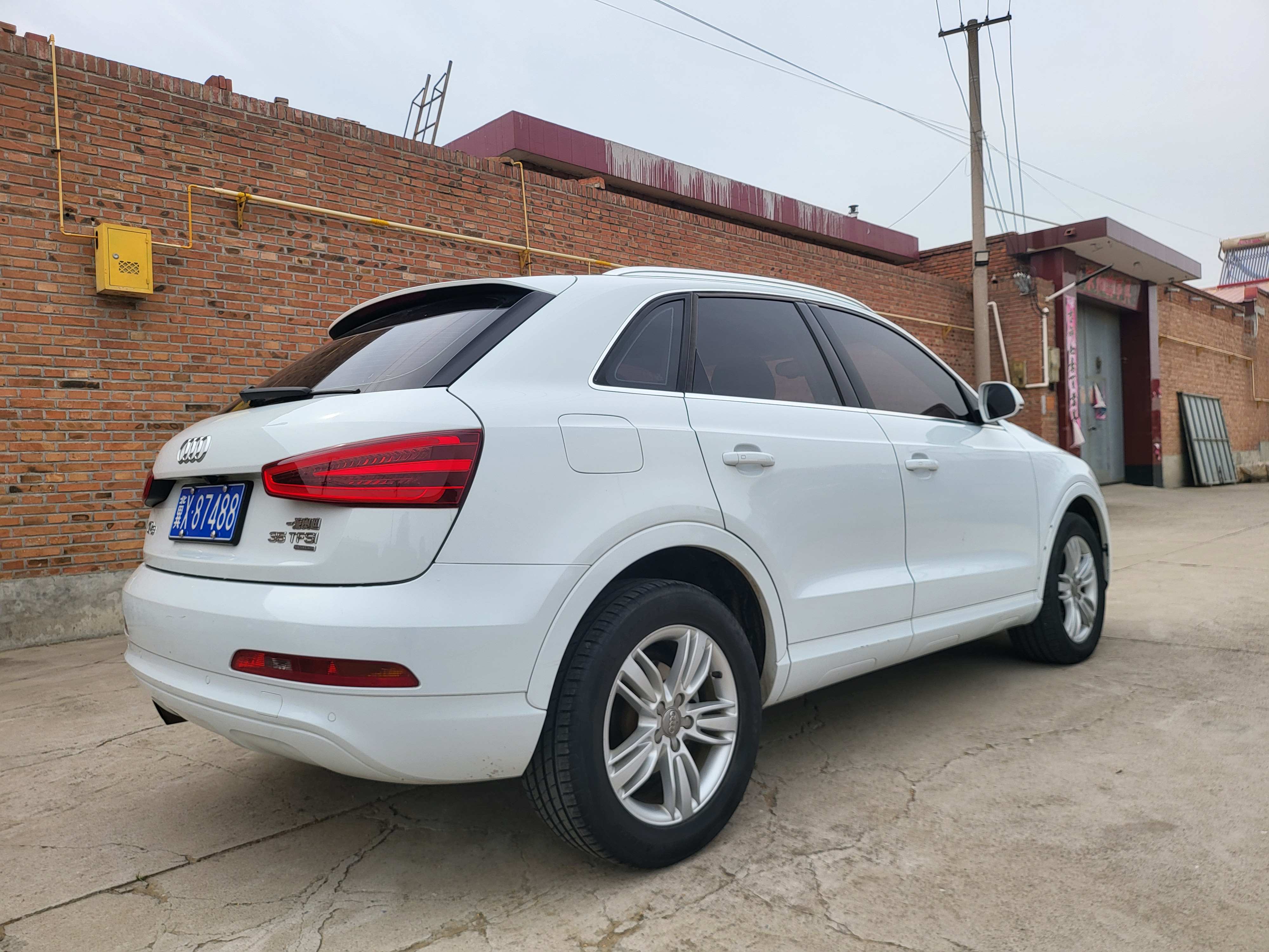 Audi Q3 2015 #7 Audi Q3 2015 car image #7