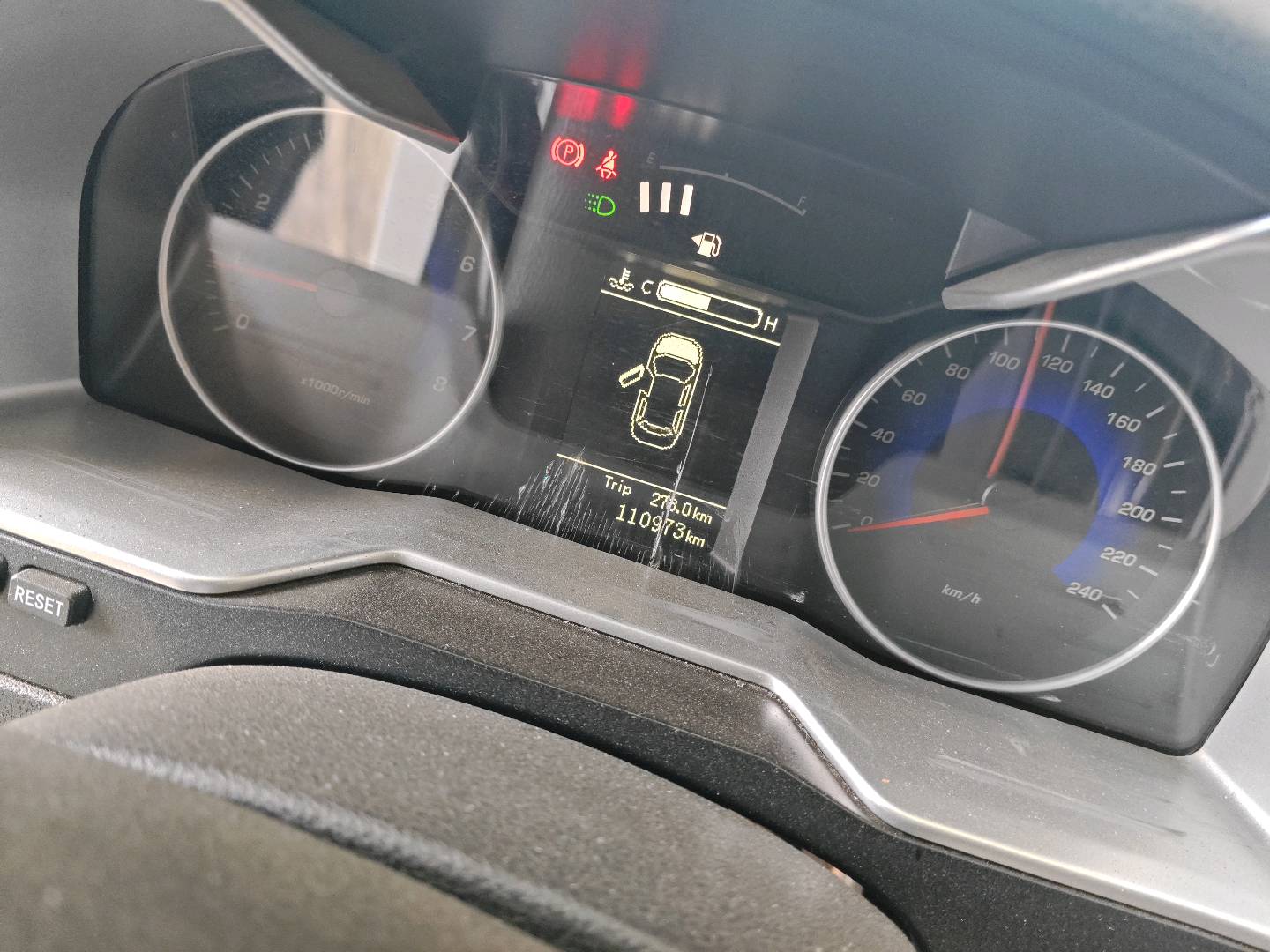 GEELY Emgrand 2014 car image #35