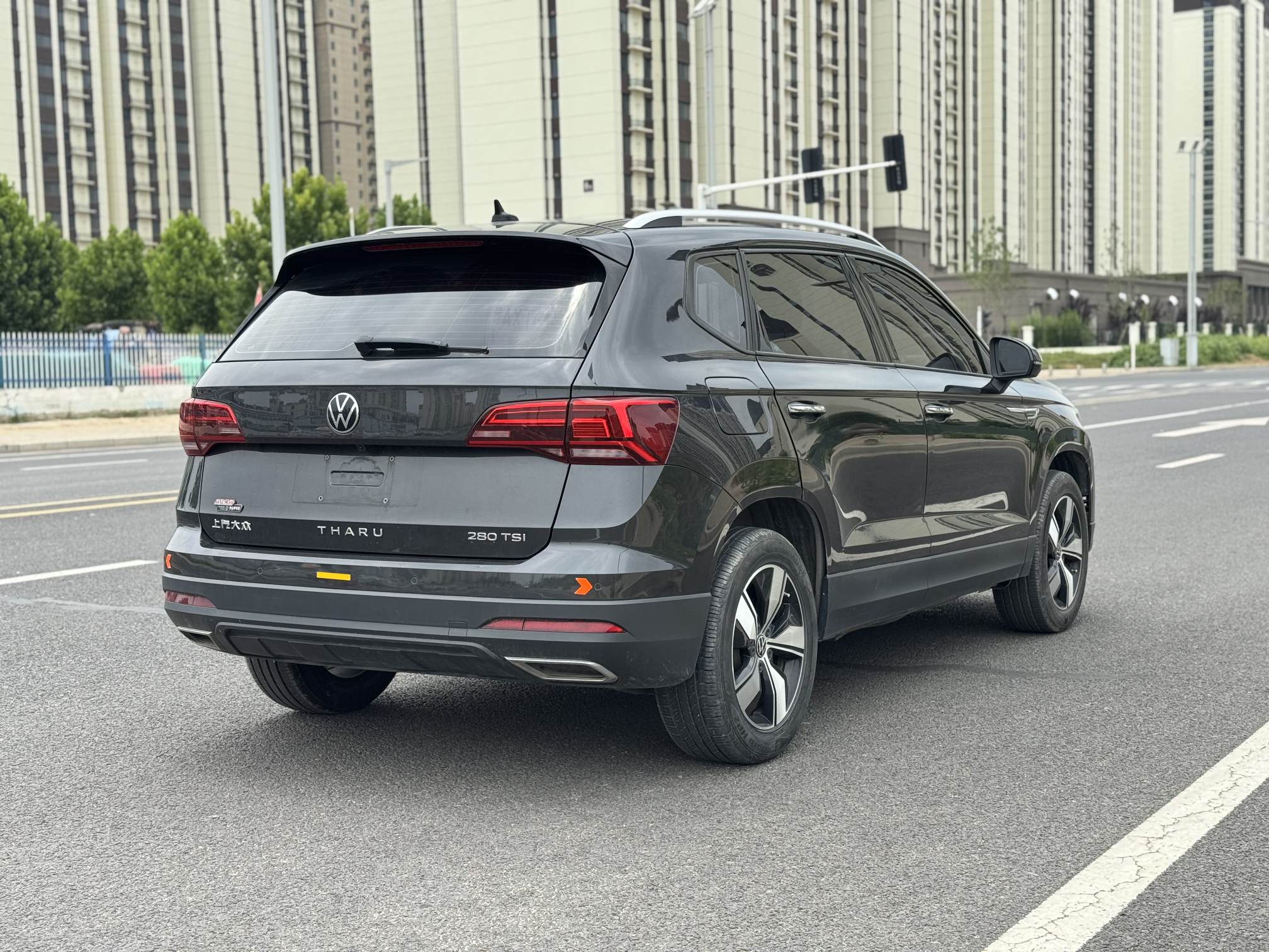 Volkswagen Tharu 2023 car image #12