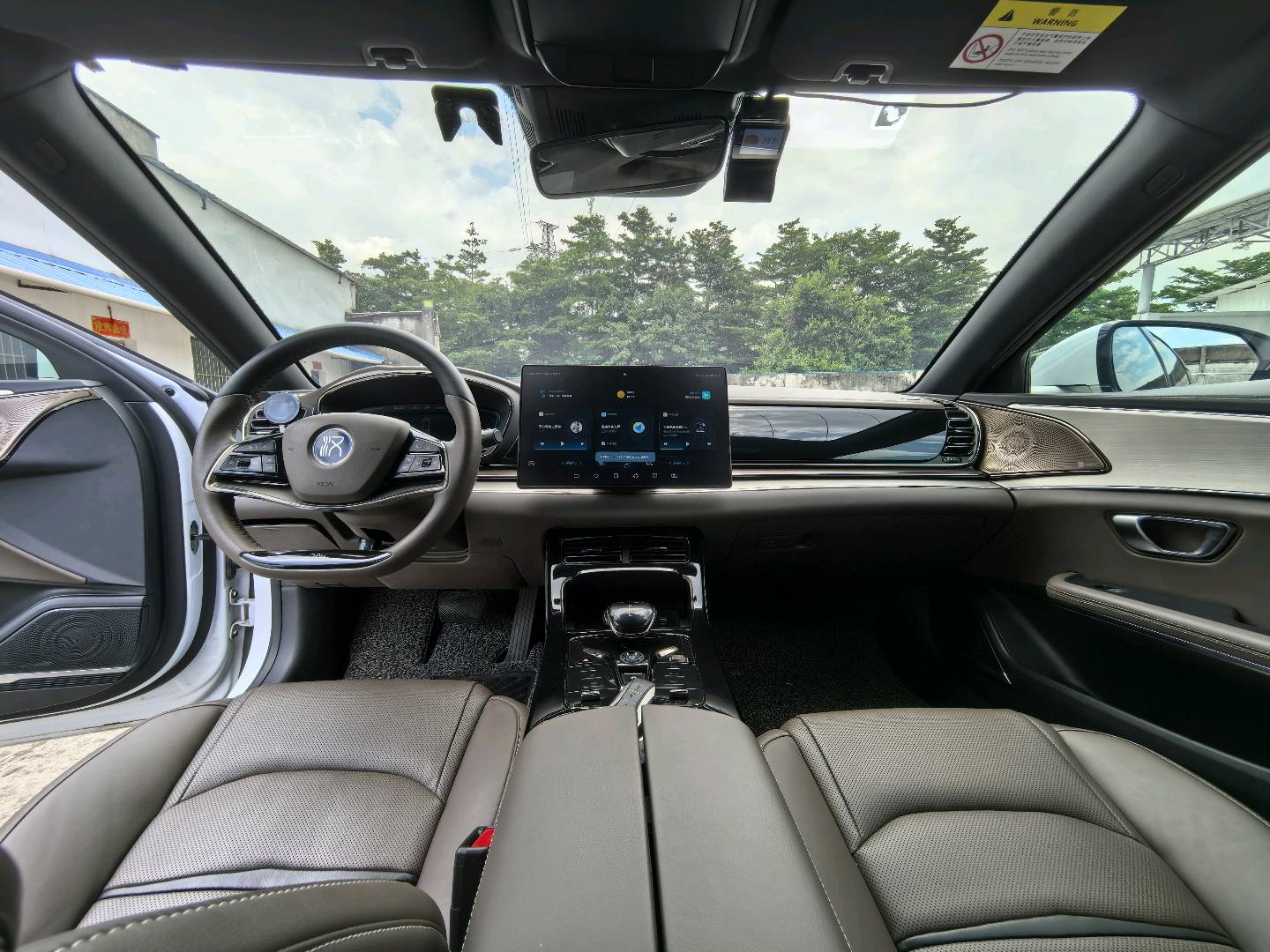 BYD Han 2021 #9 BYD Han 2021 car image #9