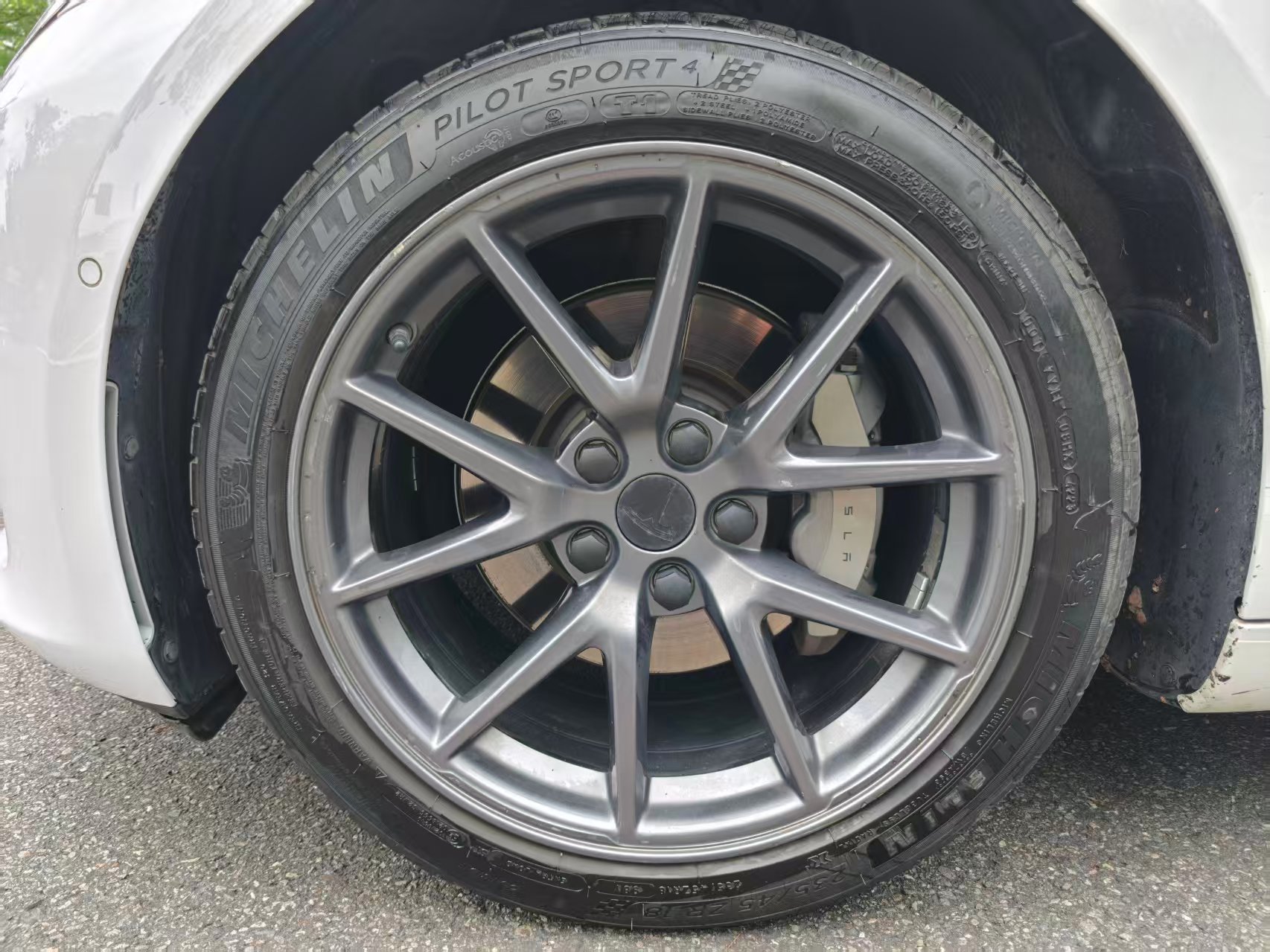 Tesla Model 3 2022 car image #14