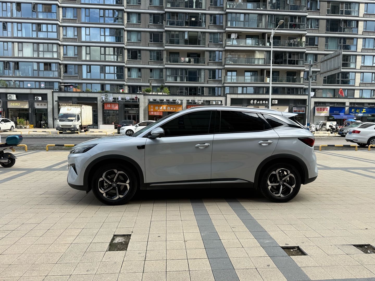 BYD Yuan Plus 2025 immagine di auto #11