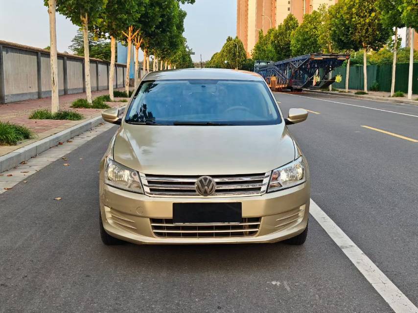 Volkswagen Santana 2014 car image #4