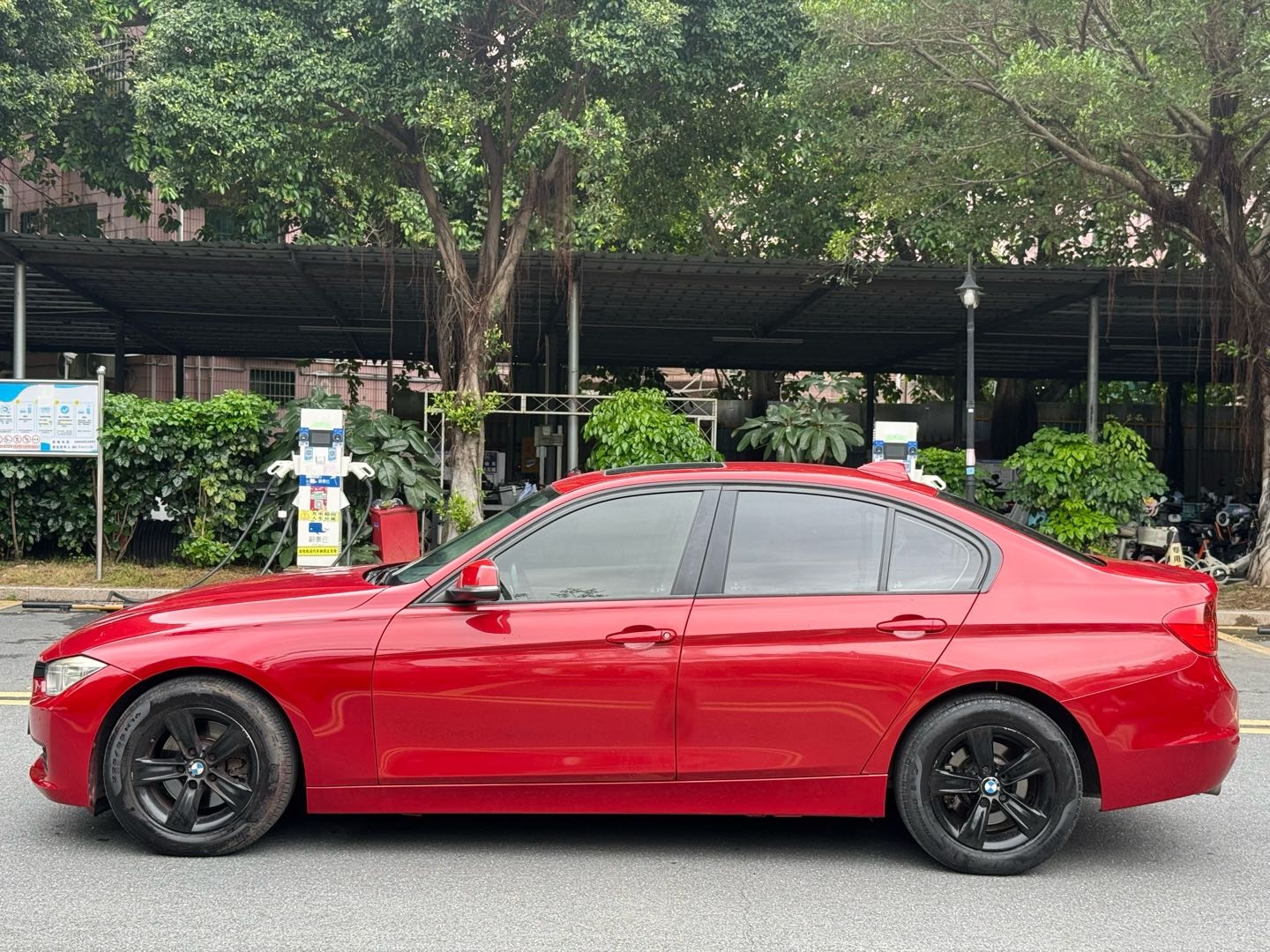 BMW 3 Series 2015 #4 BMW 3 Series 2015 car image #4