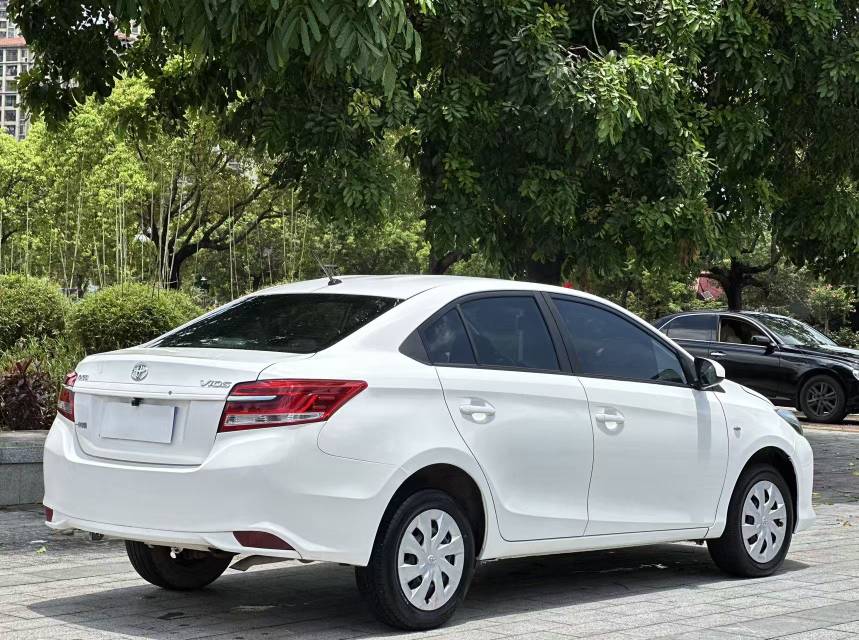Toyota Vios 2018 #11 Toyota Vios 2018 car image #11