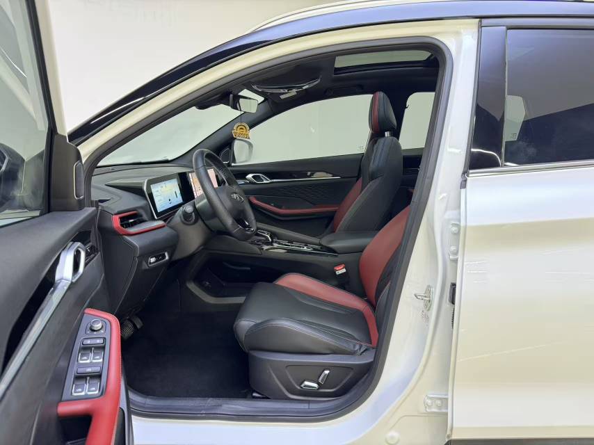 GEELY Coolray 2022 car image #8
