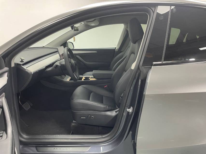 Tesla Model Y 2024 #10 Tesla Model Y 2024 immagine di auto #10