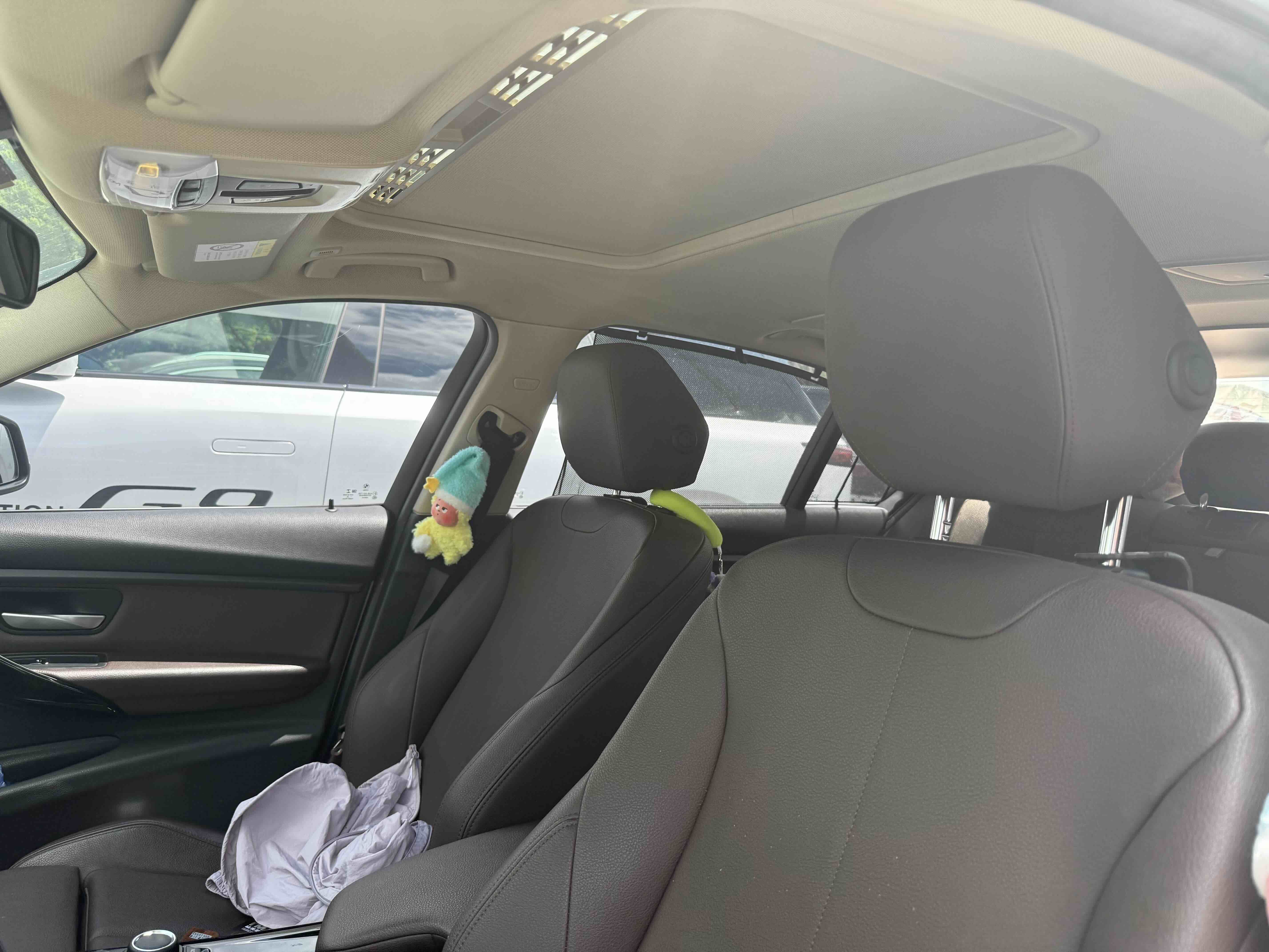BMW 3 Series 2018 #6 BMW 3 Series 2018 car image #6