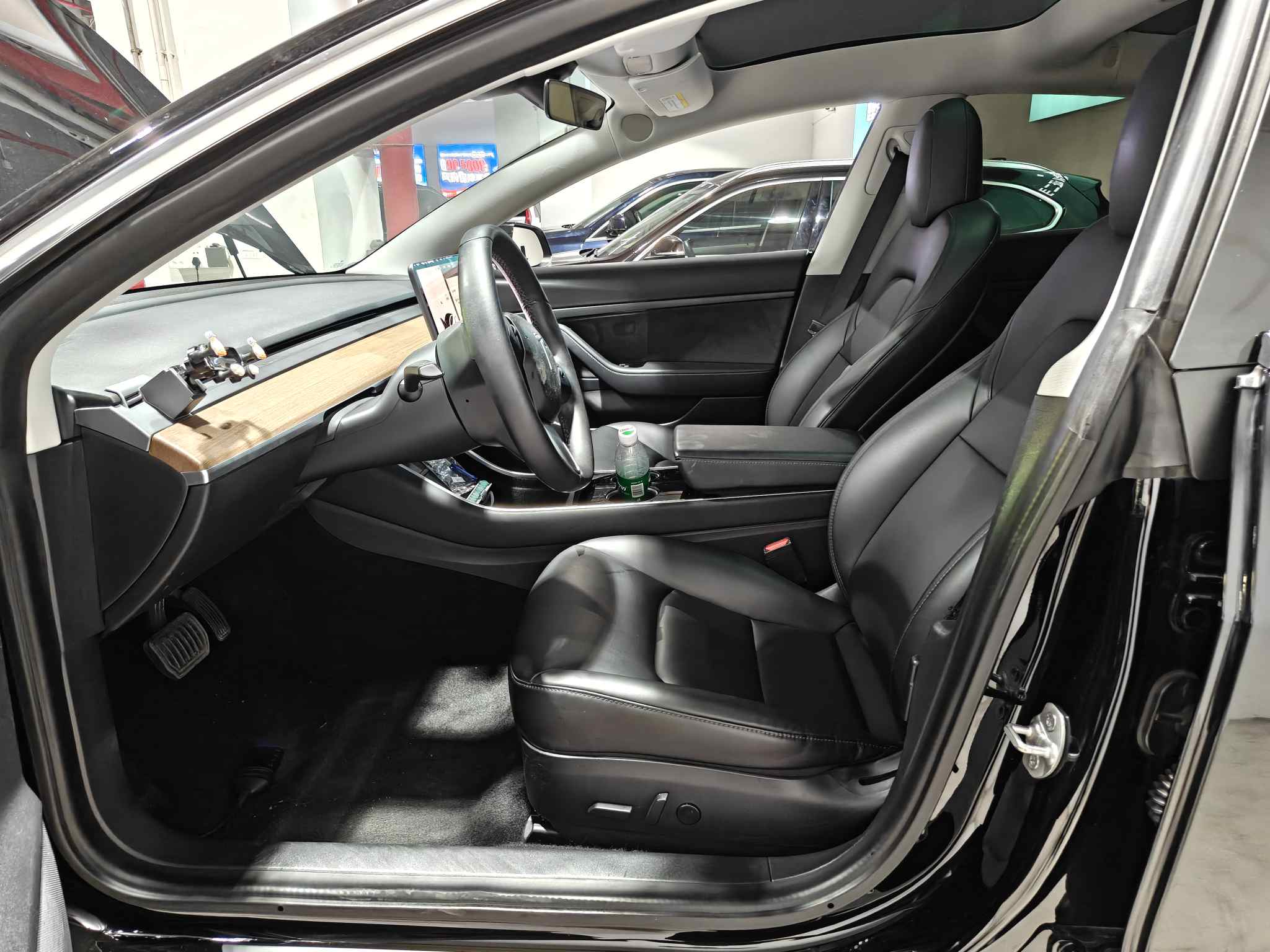 Tesla Model 3 2020 #4 Tesla Model 3 2020 car image #4