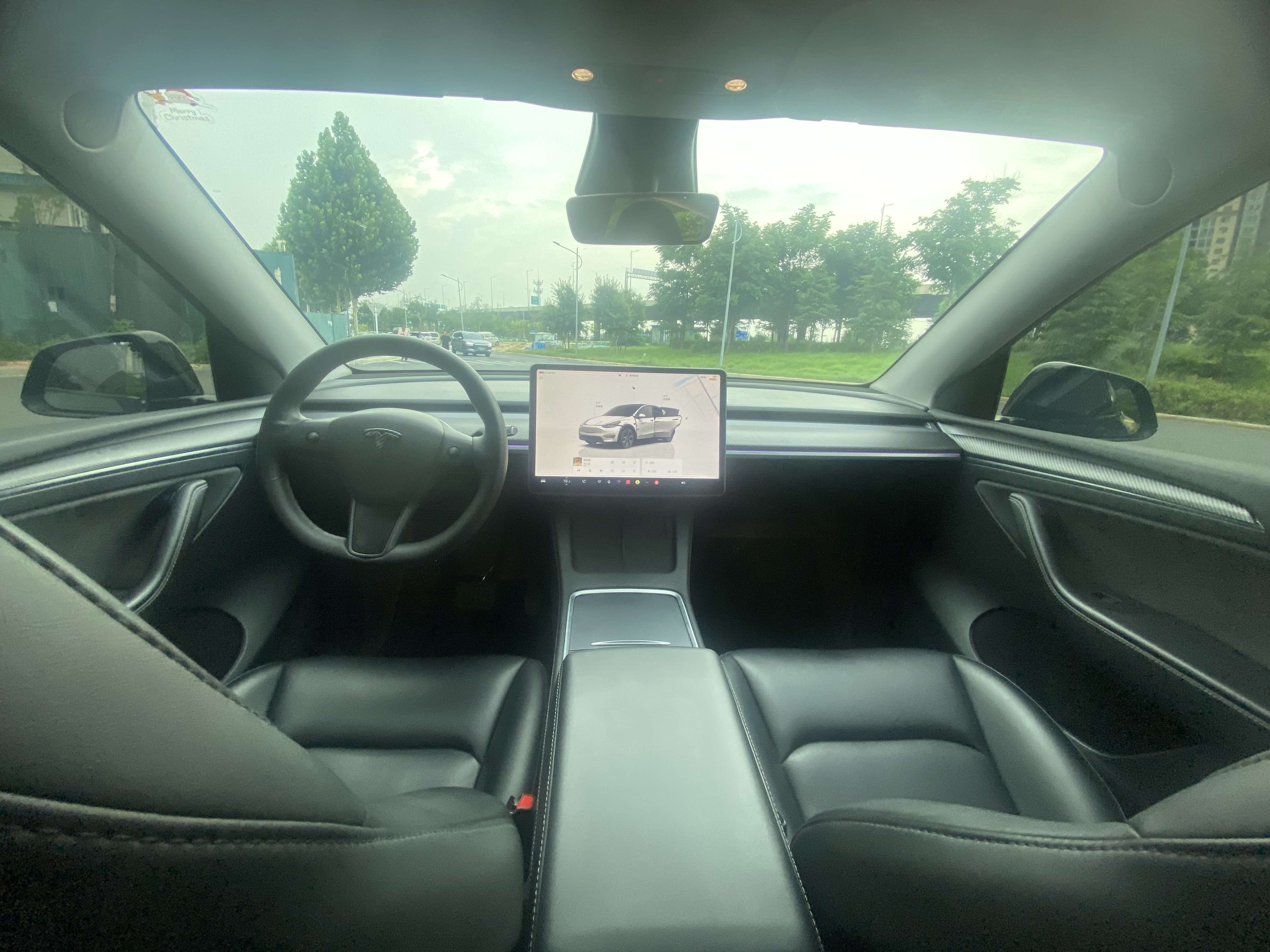Tesla Model Y 2023 #11 Tesla Model Y 2023 immagine di auto #11