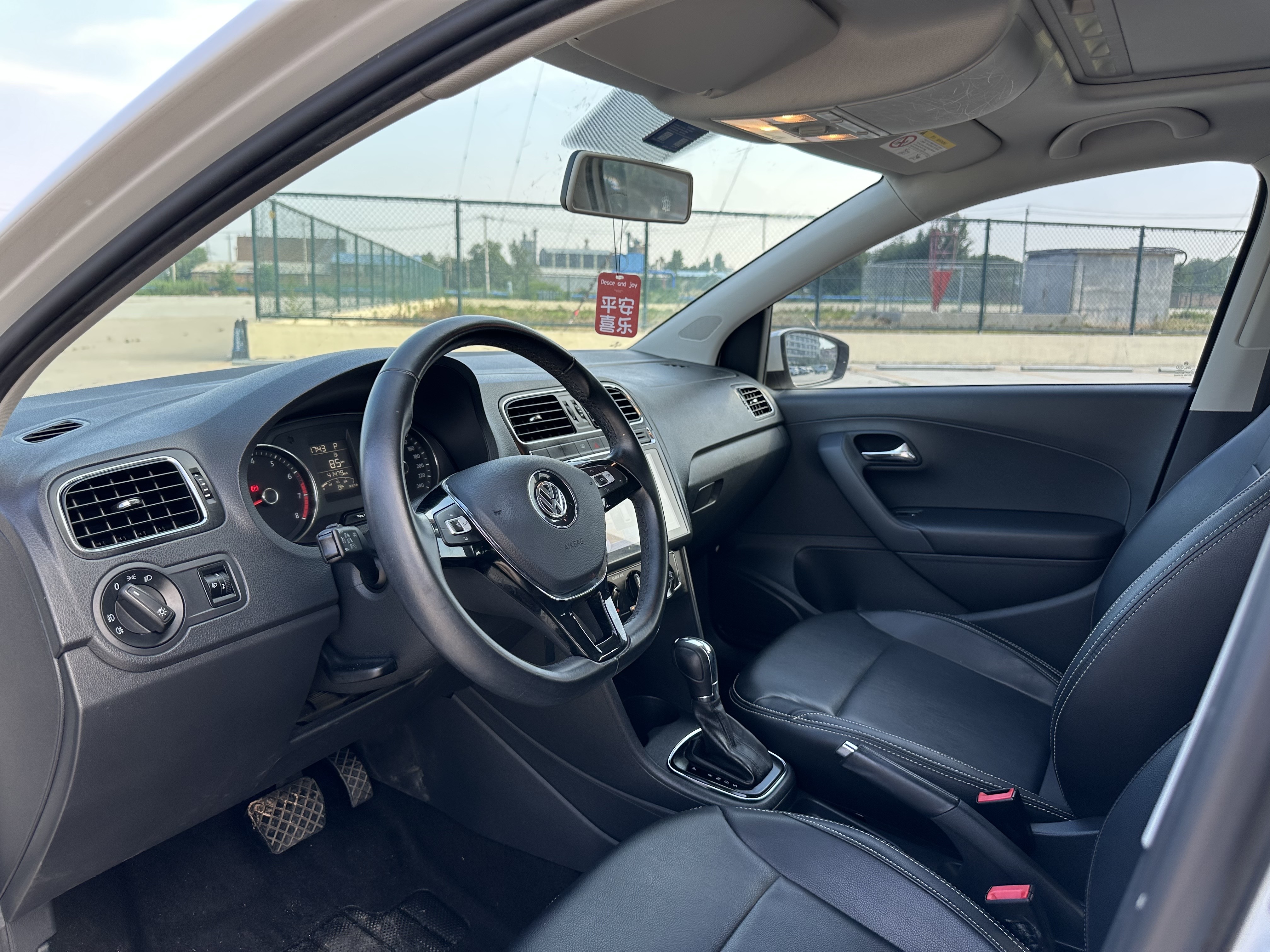 Volkswagen Polo 2017 #6 Volkswagen Polo 2017 car image #6
