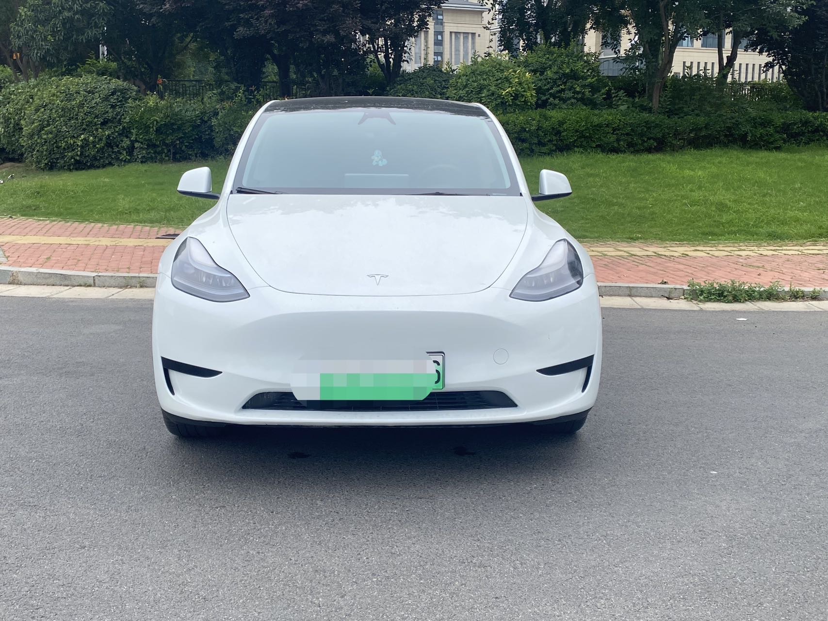 Tesla Model Y 2024 car image #4