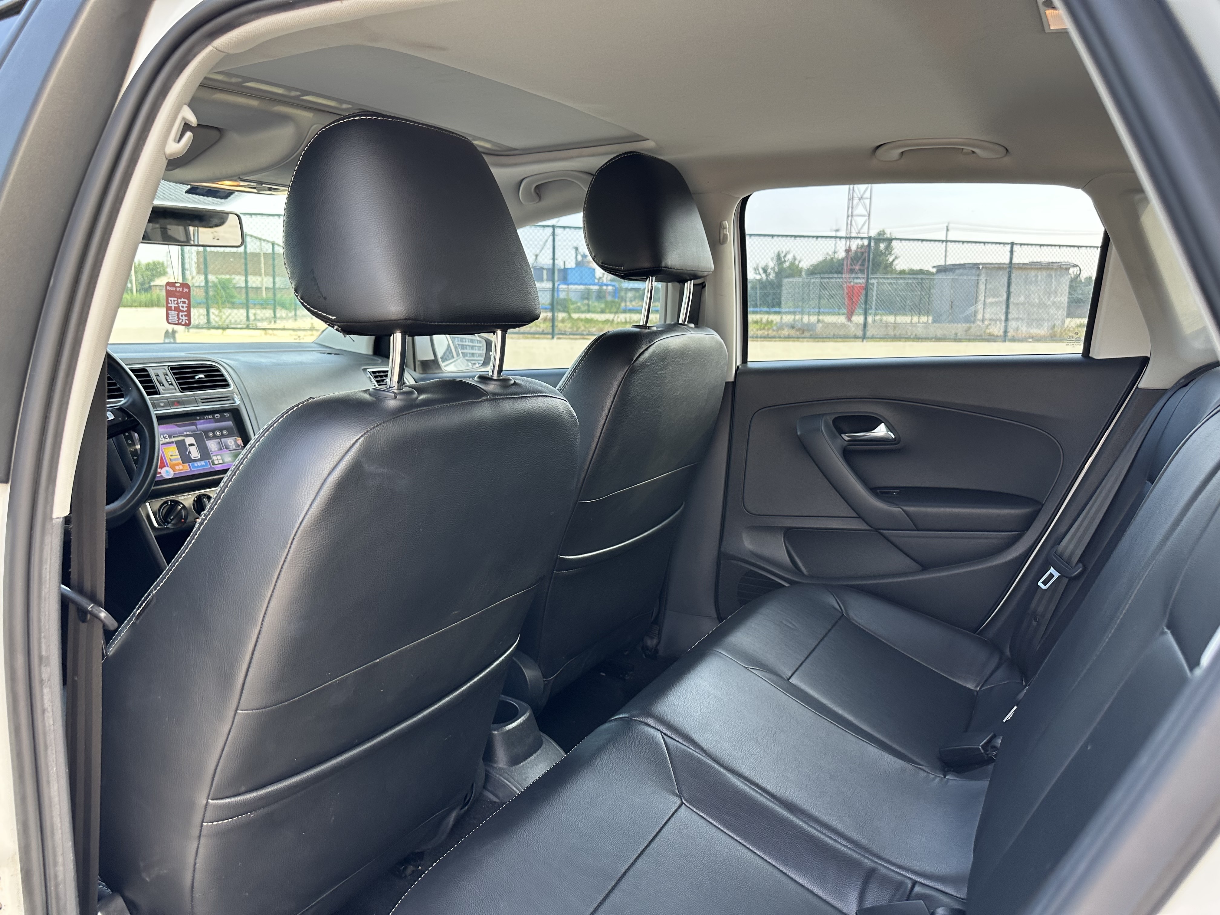 Volkswagen Polo 2017 #8 Volkswagen Polo 2017 car image #8