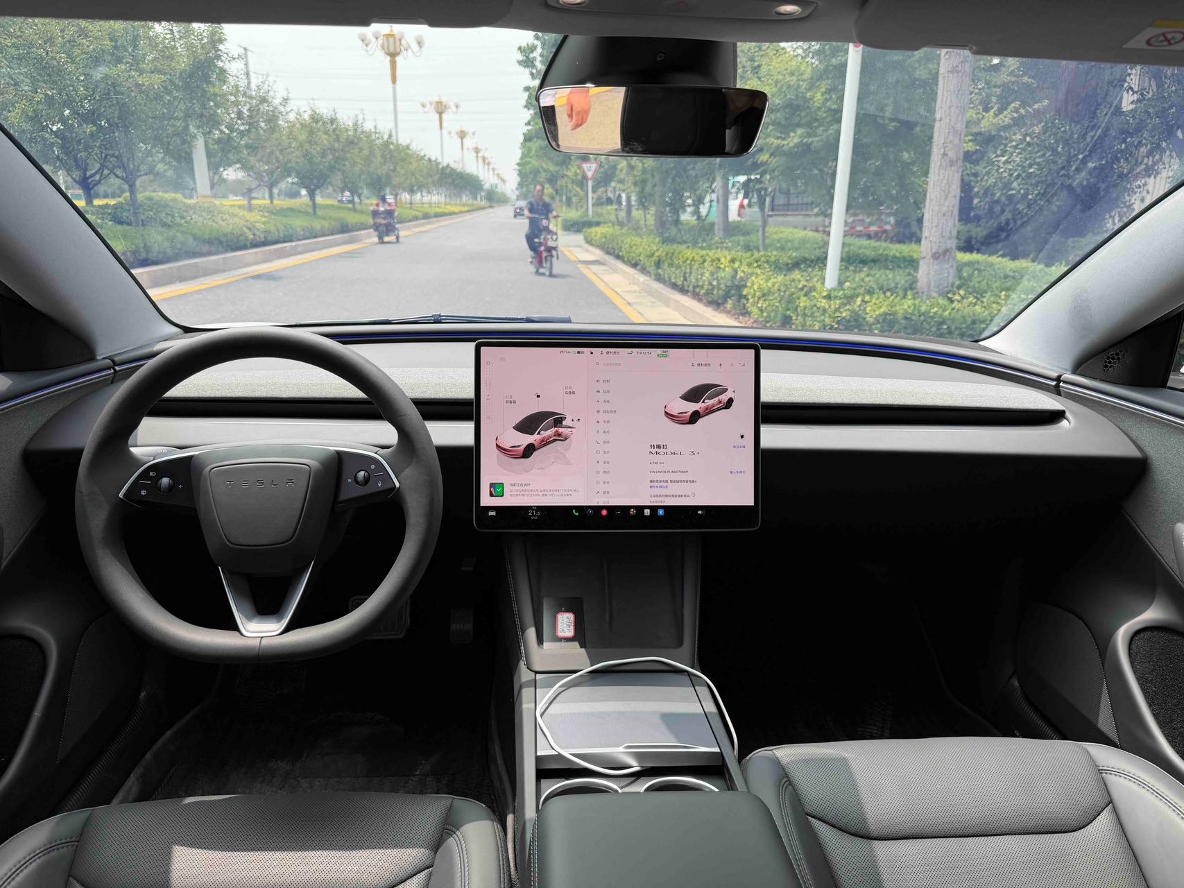 Tesla Model 3 2025 #8 Tesla Model 3 2025 car image #8