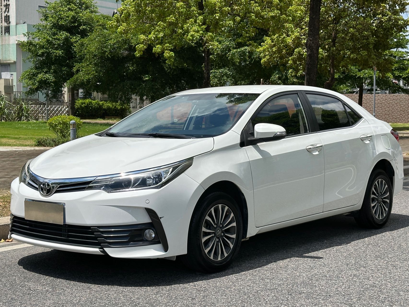 Toyota Corolla 2019 car image #2