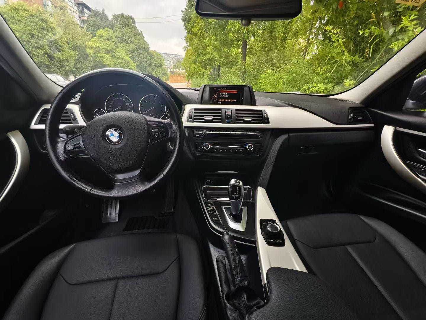 BMW 3 Series 2015 #8 BMW 3 Series 2015 car image #8