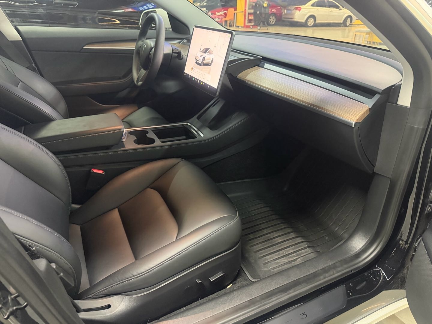 Tesla Model 3 2023 #9 Tesla Model 3 2023 immagine di auto #9