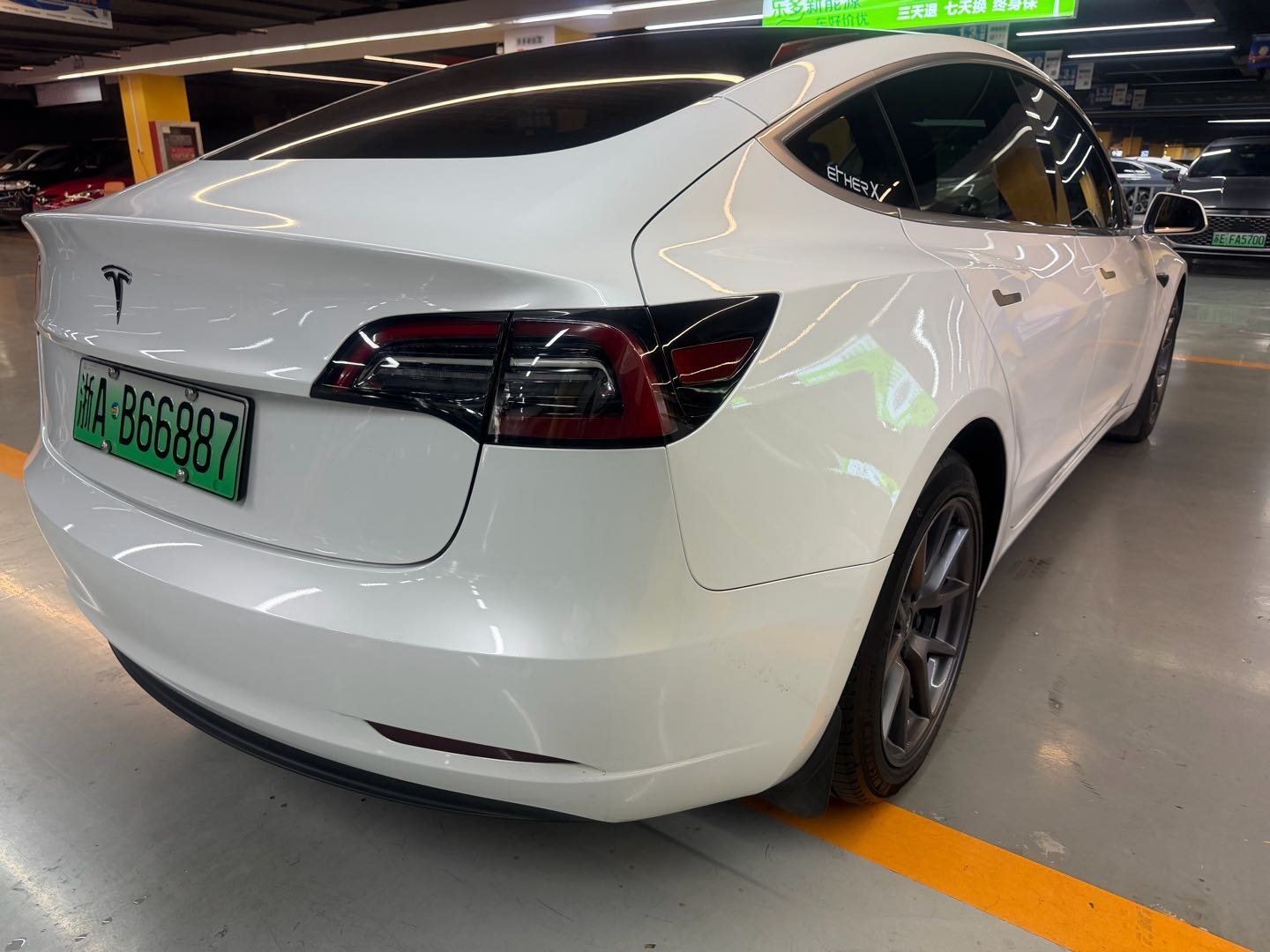 Tesla Model 3 2023 #11 Tesla Model 3 2023 immagine di auto #11