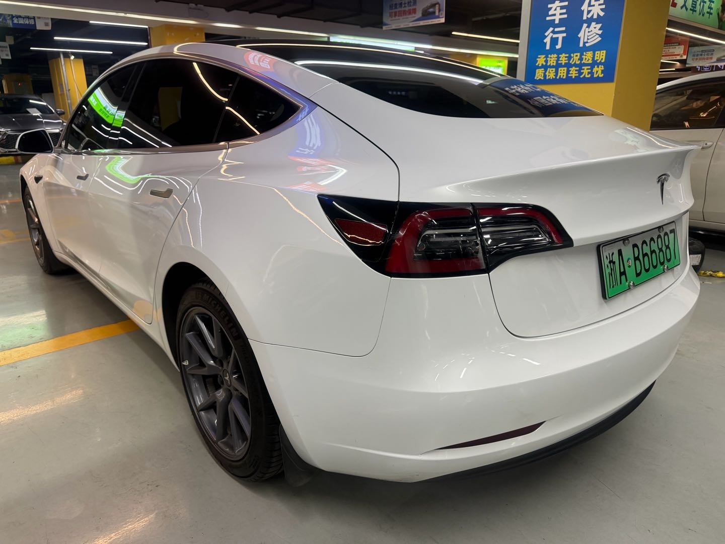 Tesla Model 3 2023 #10 Tesla Model 3 2023 immagine di auto #10