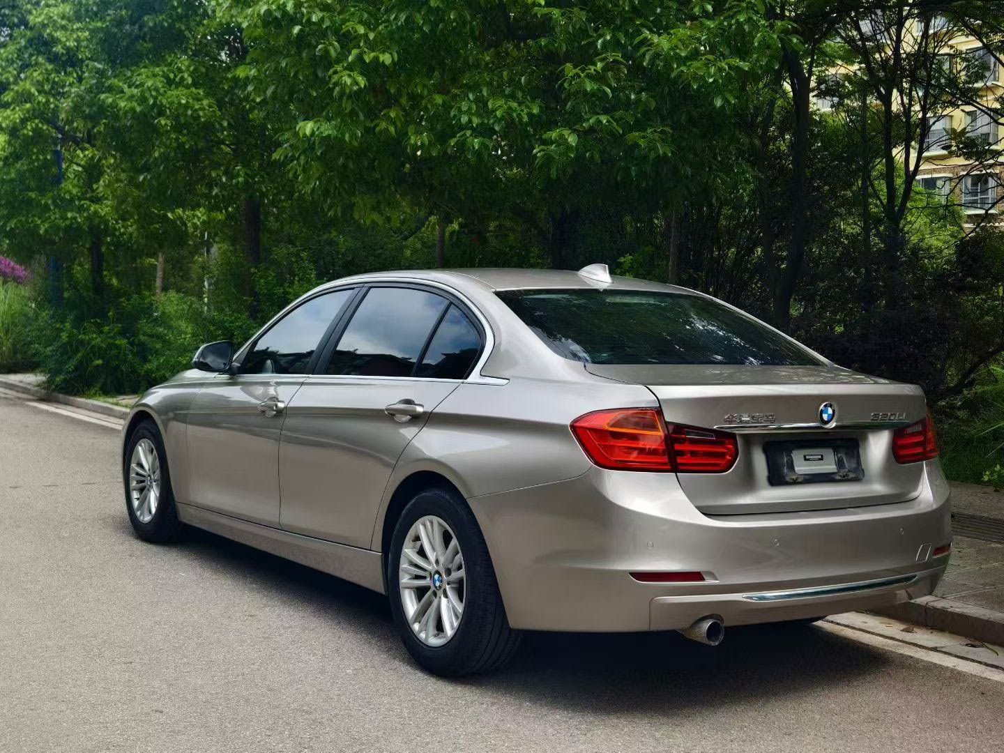 BMW 3 Series 2015 #5 BMW 3 Series 2015 car image #5