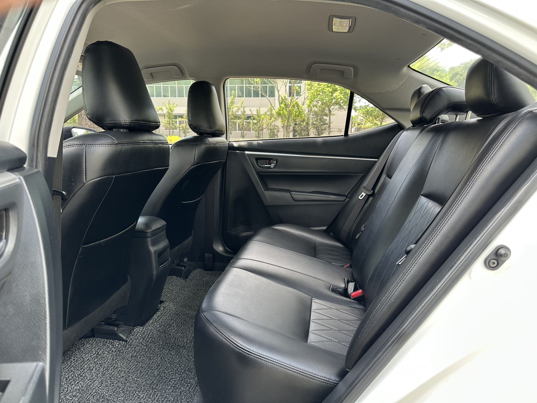 Toyota Corolla 2019 car image #6