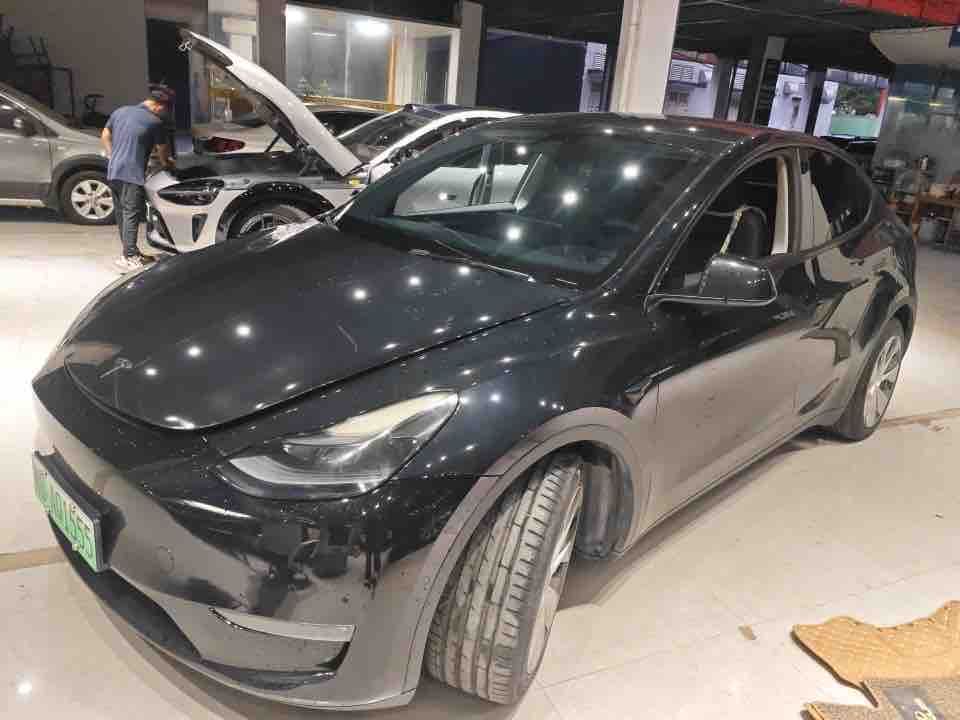 2021 immagine di auto #2