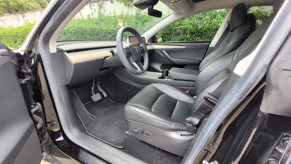 Tesla Model Y 2022 #6 Tesla Model Y 2022 car image #6