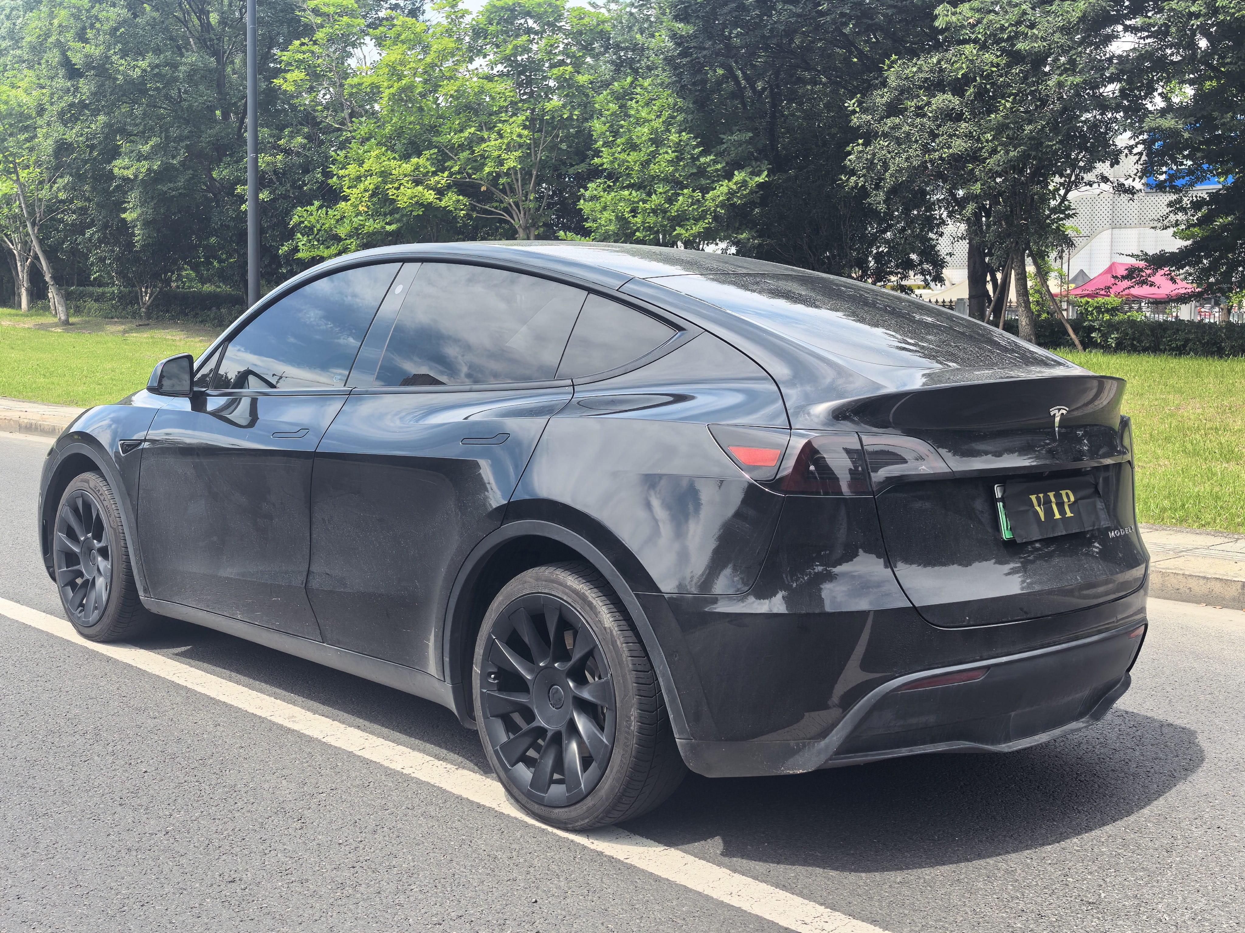 Tesla Model Y 2021 #10 Tesla Model Y 2021 car image #10