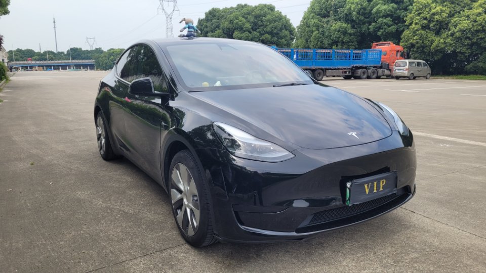 Tesla Model Y 2022 #16 Tesla Model Y 2022 car image #16