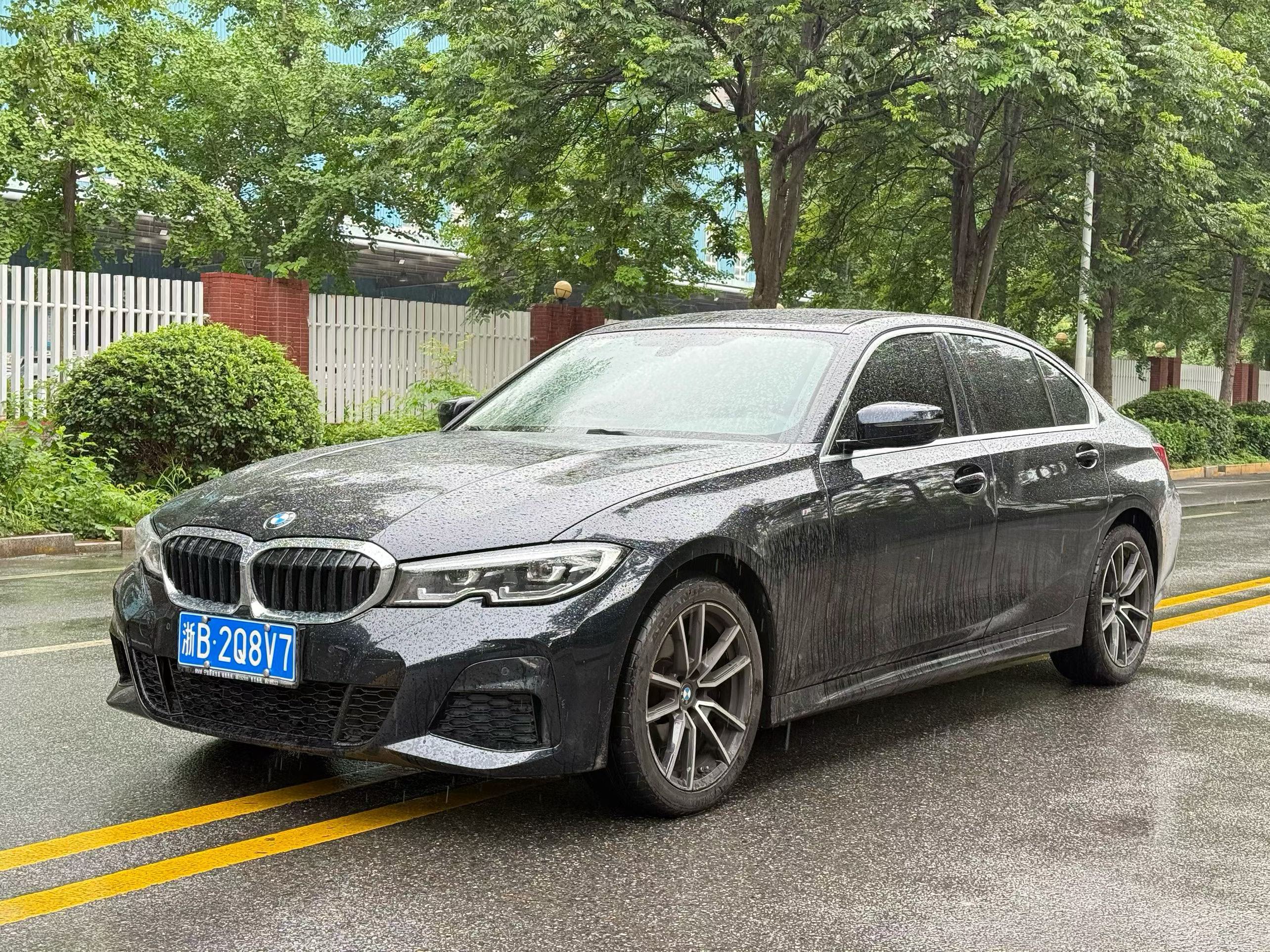 BMW 3 Series 2021 #2 BMW 3 Series 2021 car image #2