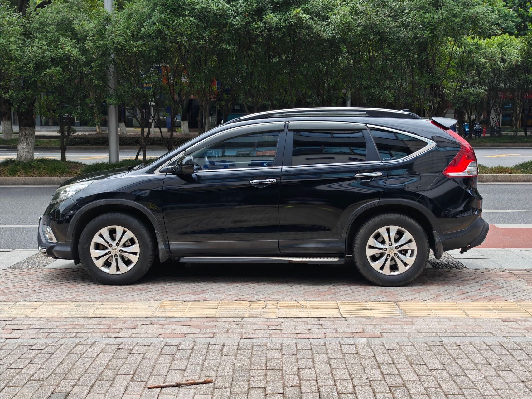 Honda CR-V 2014 #5 Honda CR-V 2014 car image #5