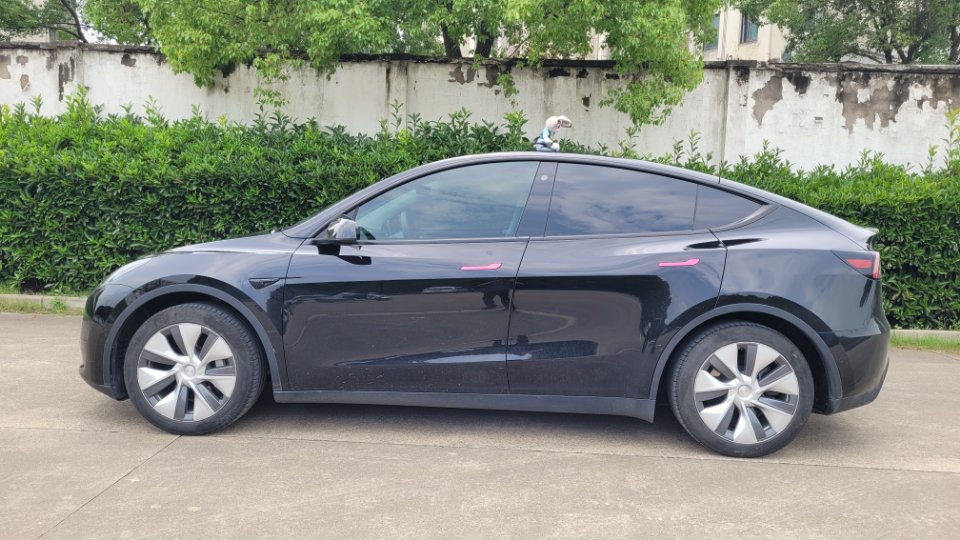 Tesla Model Y 2022 #15 Tesla Model Y 2022 car image #15