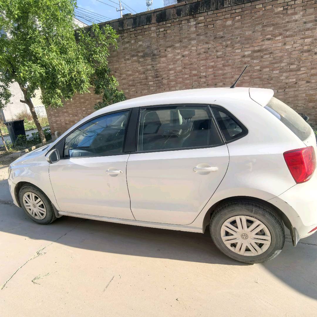 Volkswagen Polo 2018 car image #10