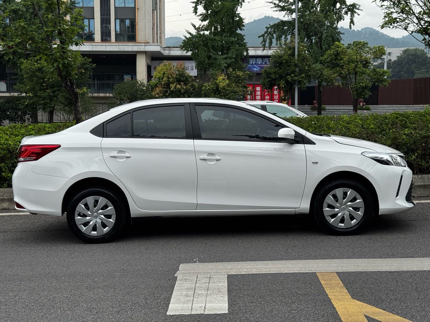 Toyota Vios 2017 #5 Toyota Vios 2017 car image #5