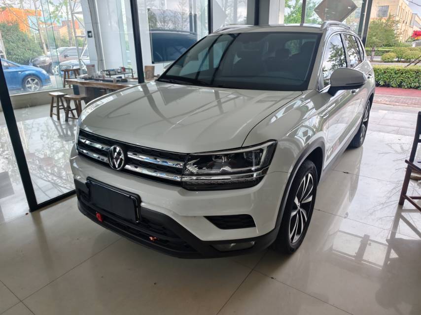Volkswagen Tharu 2022 car image #2