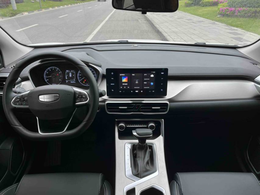 GEELY Coolray 2024 #9 GEELY Coolray 2024 car image #9