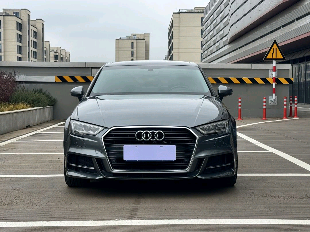 Audi A3 2019 car image #4
