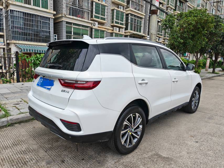 GEELY Vision X6 2020 #5 GEELY Vision X6 2020 car image #5
