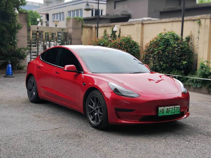 Tesla Model 3 2021 car image #4