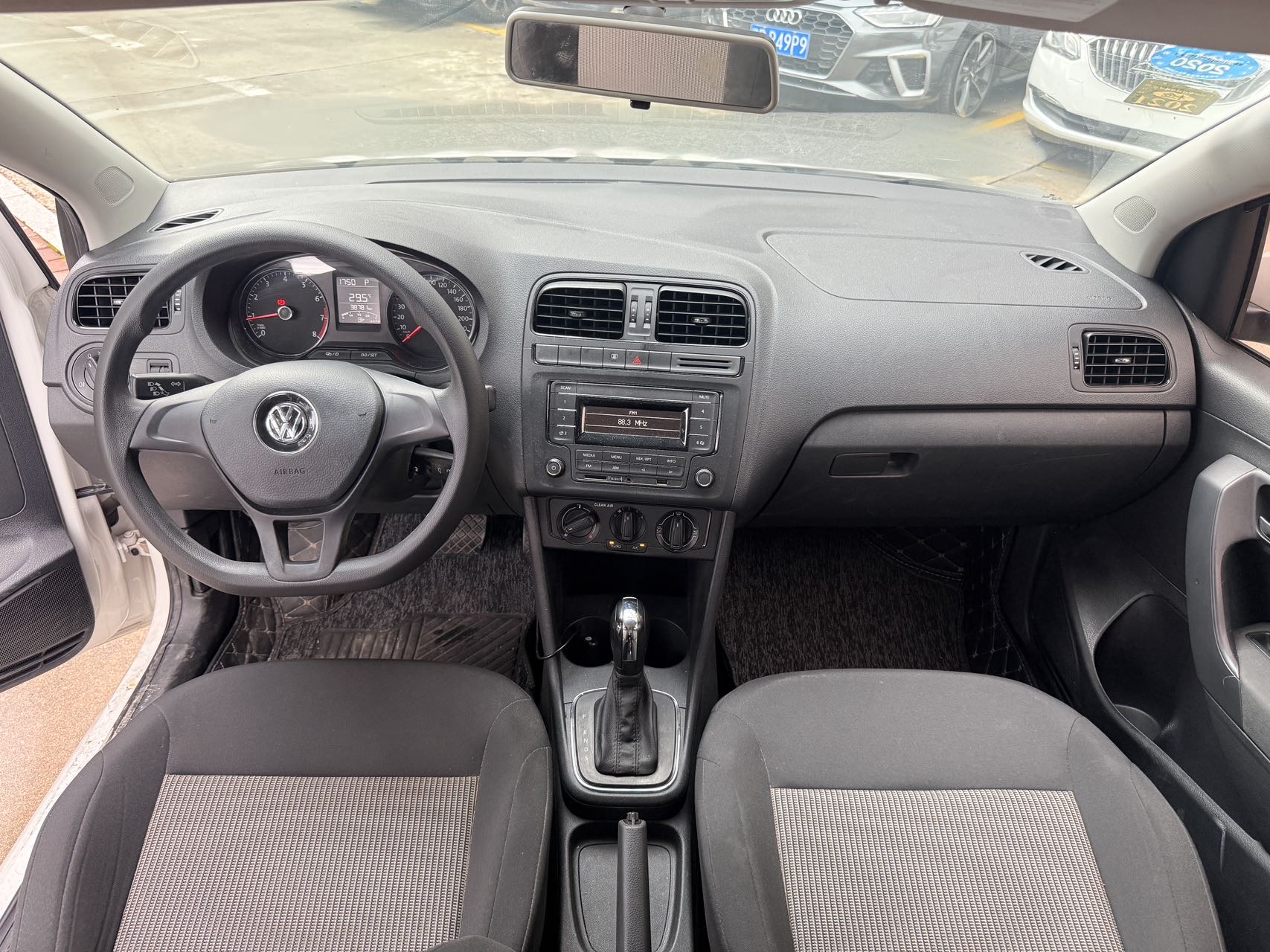 Volkswagen Polo 2017 #7 Volkswagen Polo 2017 car image #7