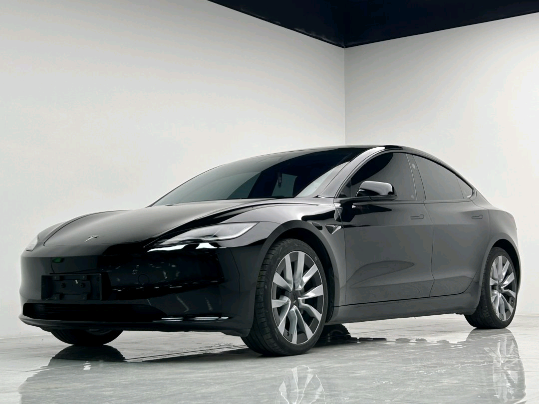 2023 car image #2