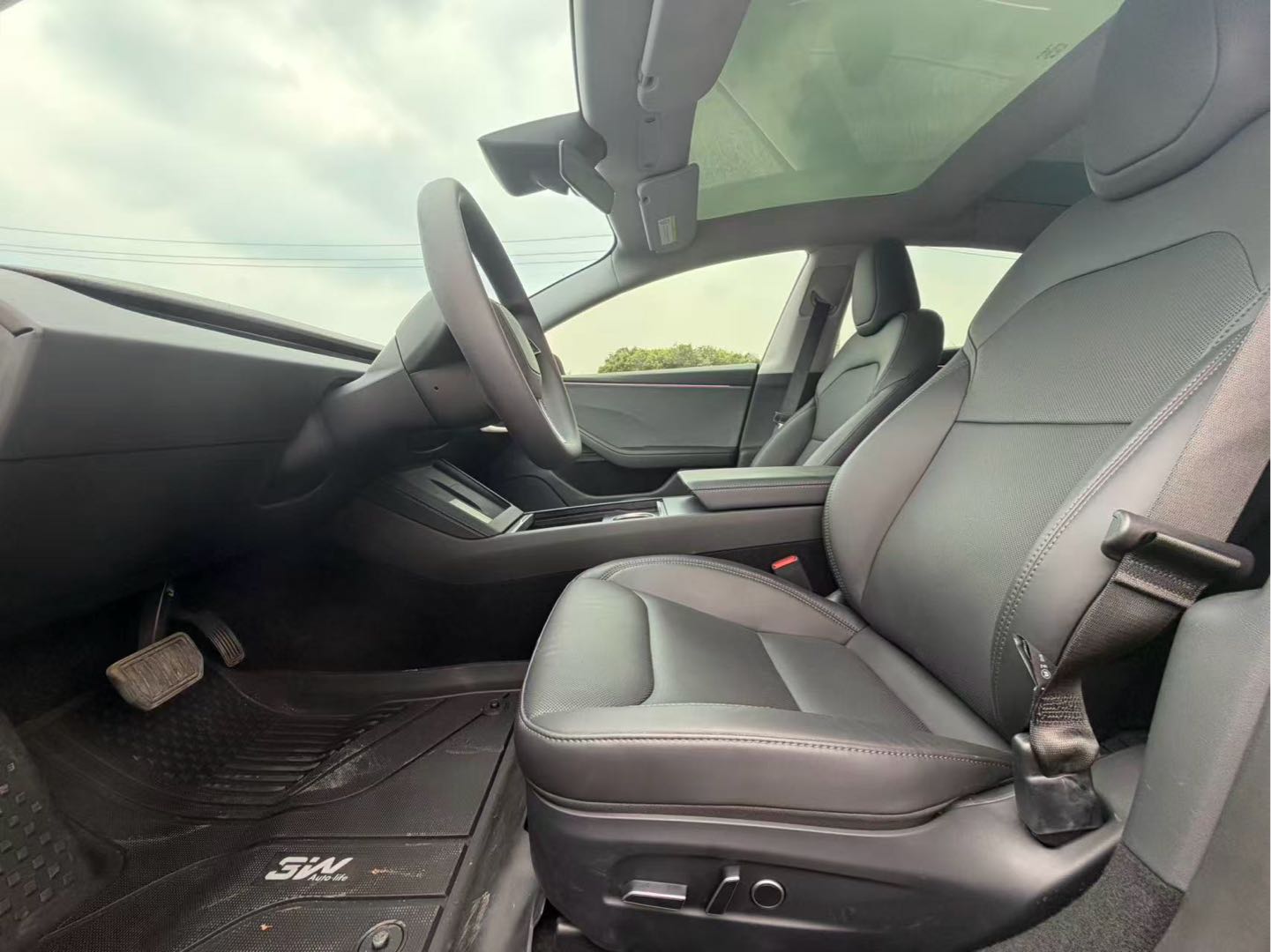 Tesla Model 3 2025 #6 Tesla Model 3 2025 car image #6