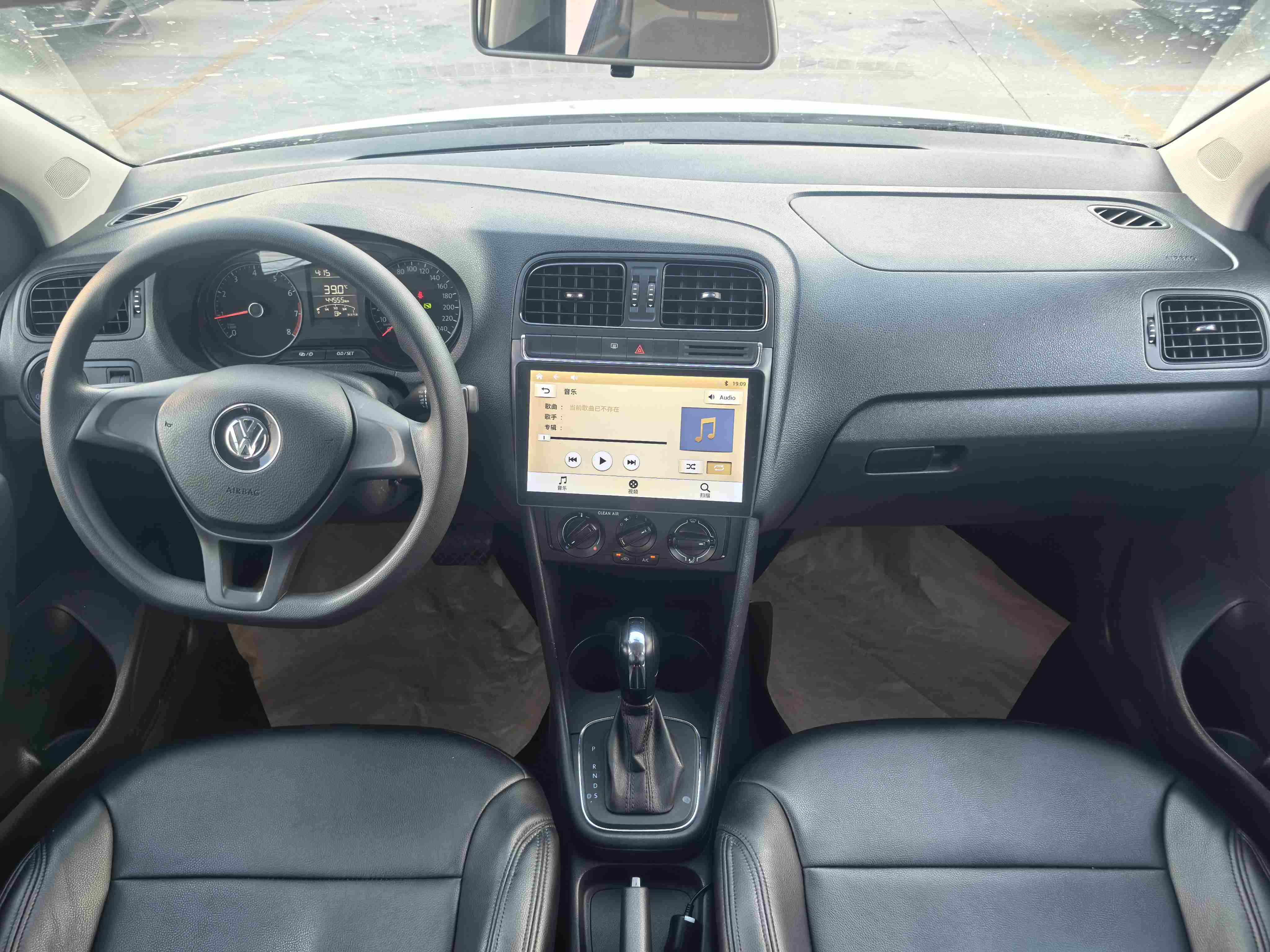 Volkswagen Polo 2017 #8 Volkswagen Polo 2017 car image #8