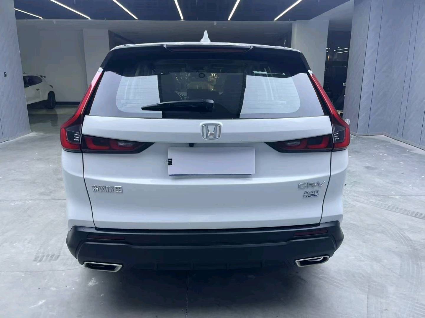 Honda CR-V 2025 car image #9