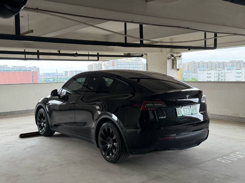 Tesla Model Y 2022 #6 Tesla Model Y 2022 car image #6