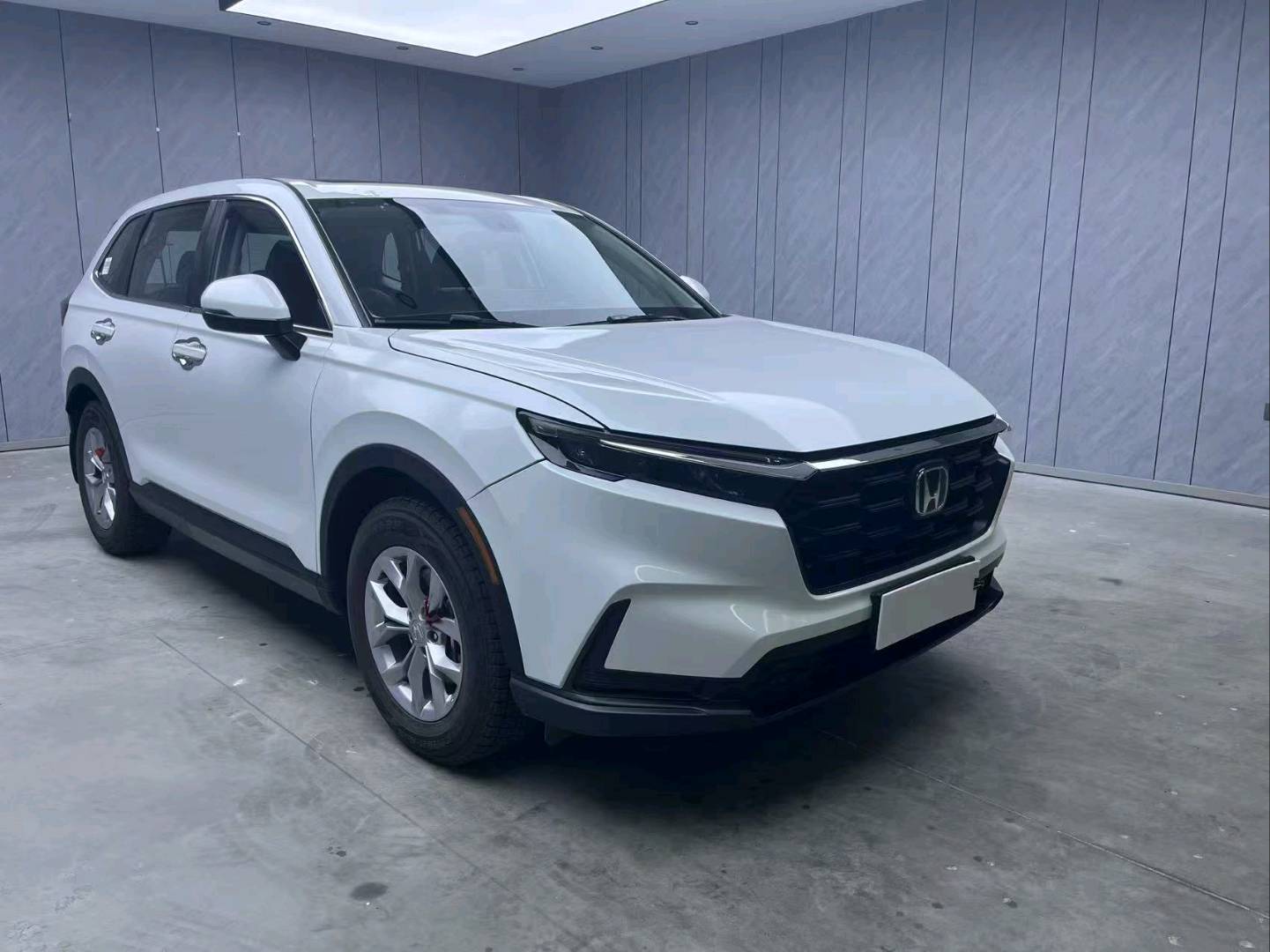 Honda CR-V 2025 car image #3