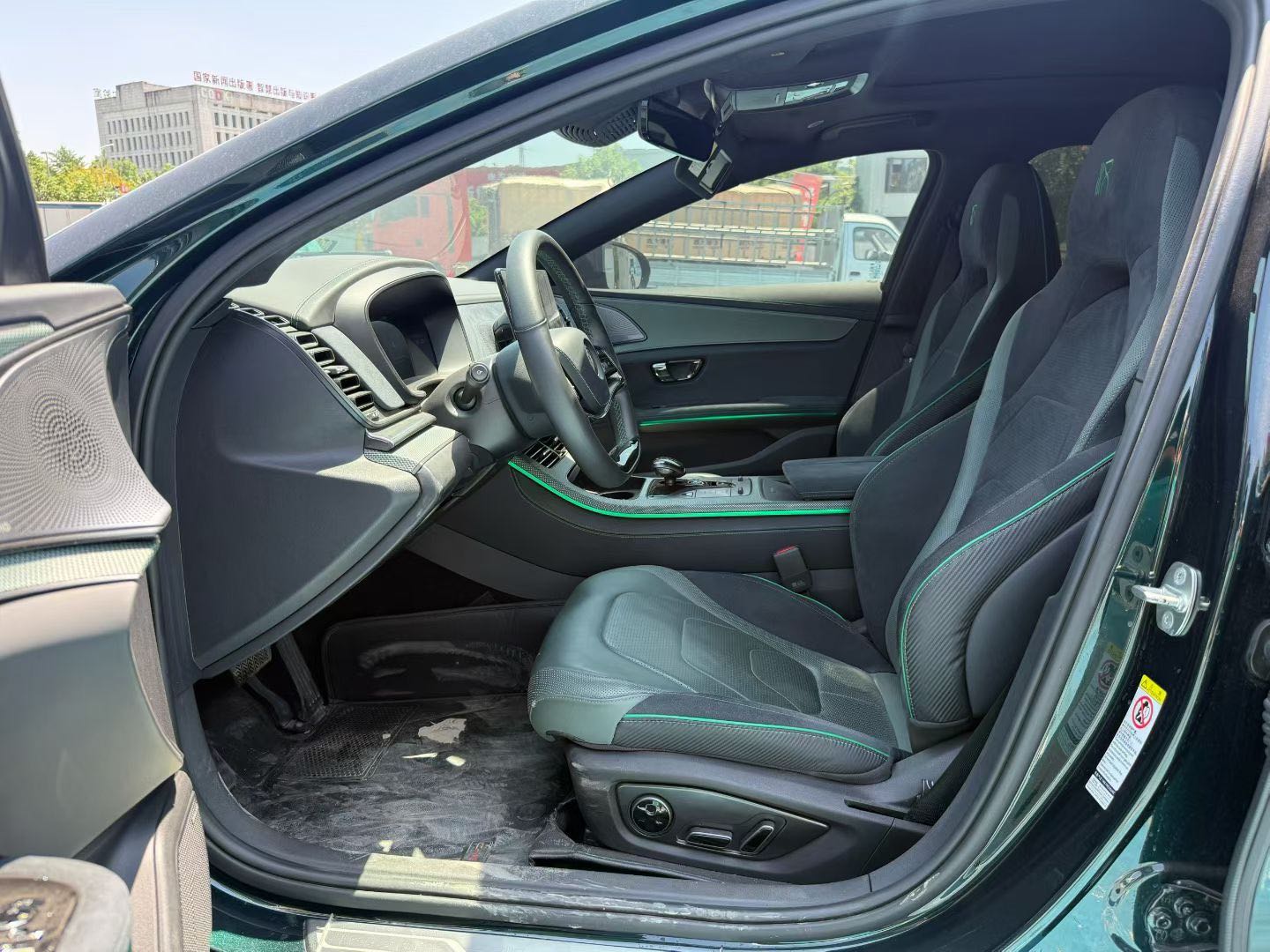 BYD Han 2022 immagine di auto #6