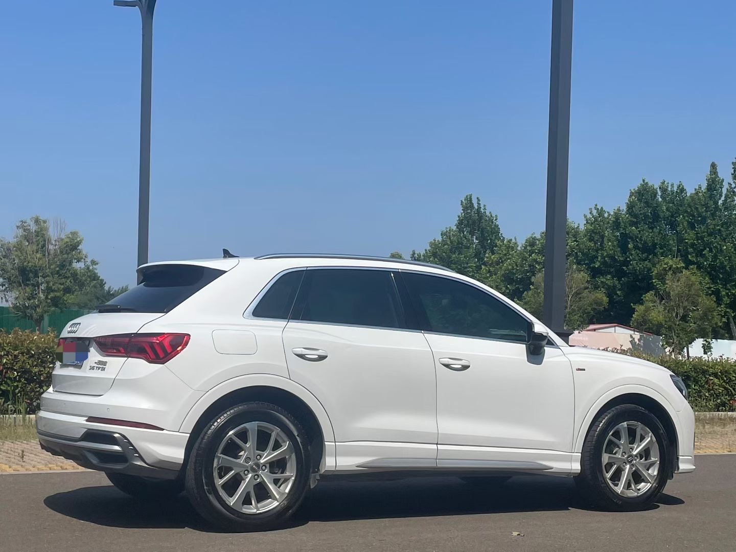 Audi Q3 2019 #6 Audi Q3 2019 car image #6