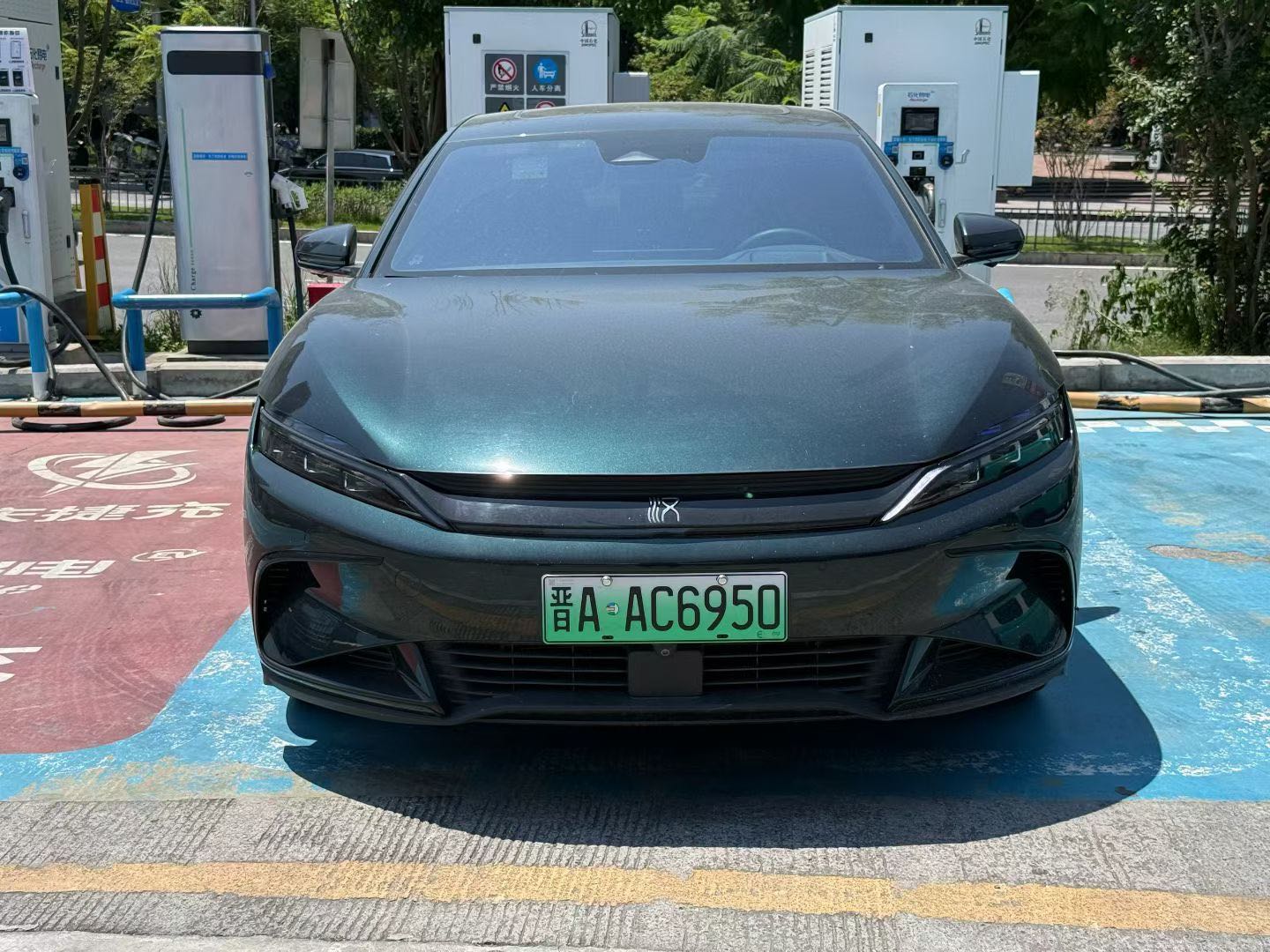 BYD Han 2022 immagine di auto #4